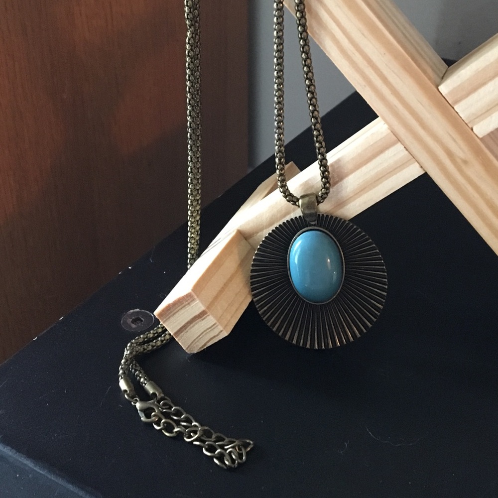 Pendant Necklace - Picture 1 of 5